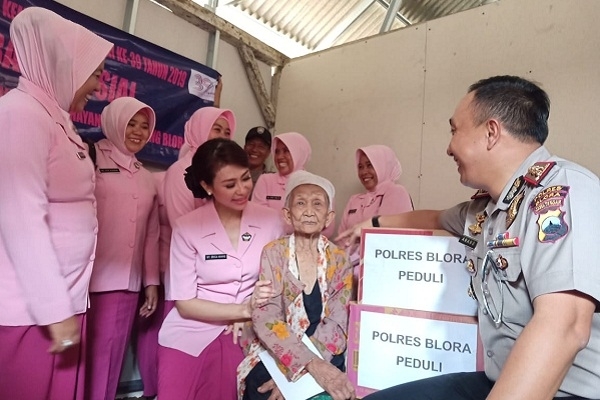 Kapolres berpesan agar mereka ikut aktif menjaga situasi Kamtibmas tetap kondusif.