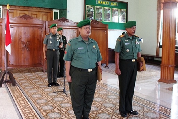 Upacara Wisuda Purnawira dan Purna Tugas berlangsung di aula Kodim 0721/Blora