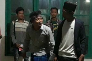 TEATER AJI POJOK KEMBALI TAMPIL DENGAN LAKON : SETAN POLITIK