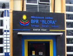 PEMKAB BUKA LOWONGAN DIREKSI PT BPR BKK BLORA