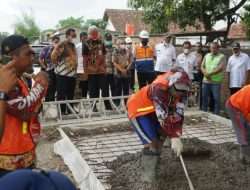 PASTIKAN REALISASI BANPRPV, GANJAR SIDAK JALAN BLORA