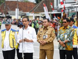 BERTEMU PELAJAR DI BLORA, JOKOWI: SEMUA HARUS SEKOLAH!