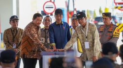 NANA SUDJANA DAMPINGI PRESIDEN JOKOWI RESMIKAN RUAS TOL SOLO-YOGYAKARTA SEKSI 1