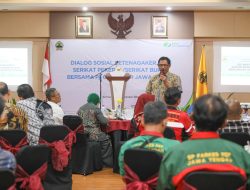 PJ GUBERNUR JATENG DENGARKAN ASPIRASI BURUH DAN PENGUSAHA JELANG PENETAPAN UPAH MINIMUM 2025