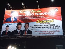 PANTURA JATENG RAMAI RELAWAN PLAT K, ALAS ROBAN, BAHARI, BOLONE MAS GIBRAN TEBAR BILBOARD DAN BALIHO UCAPAN TERIMAKASIH JOKOWI DAN SIAP TEGAK LURUS PRABOWO